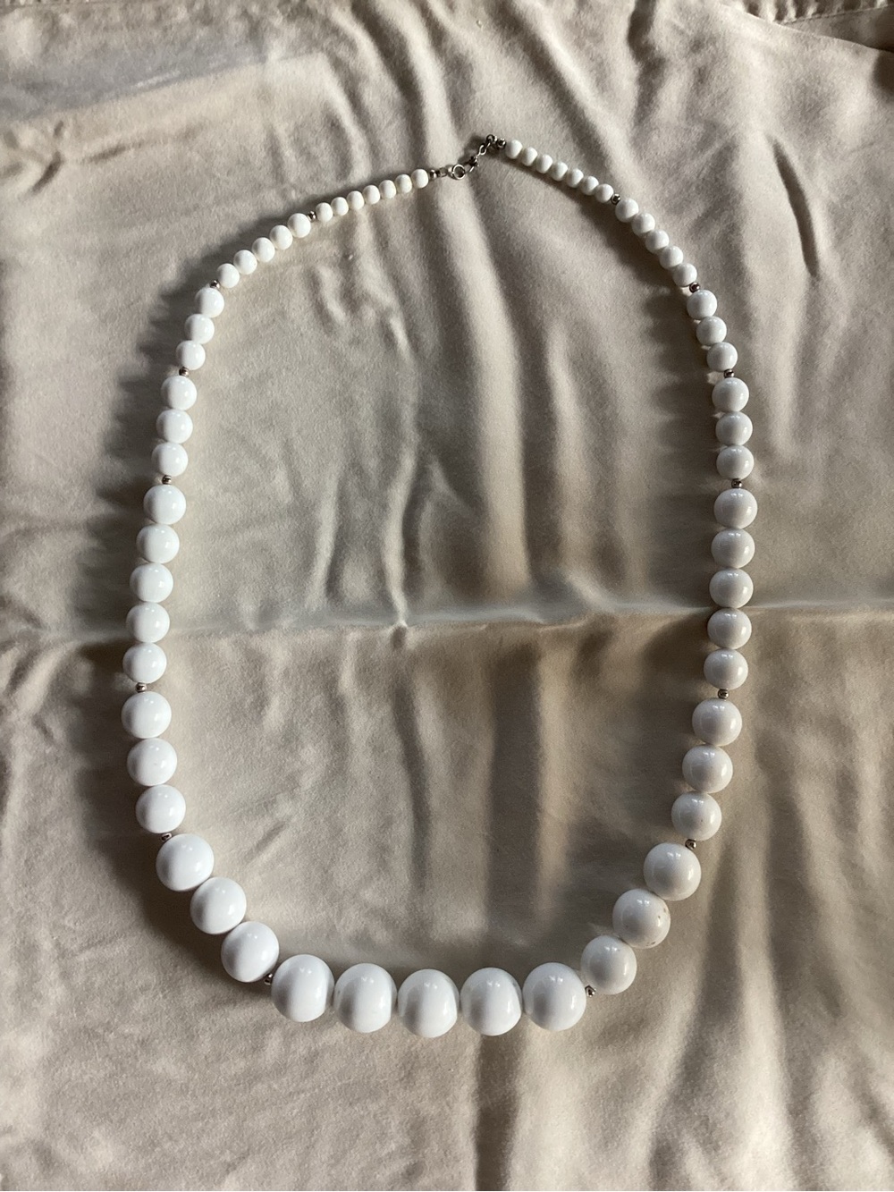 Classic White Beaded Necklace - Women Jewelry